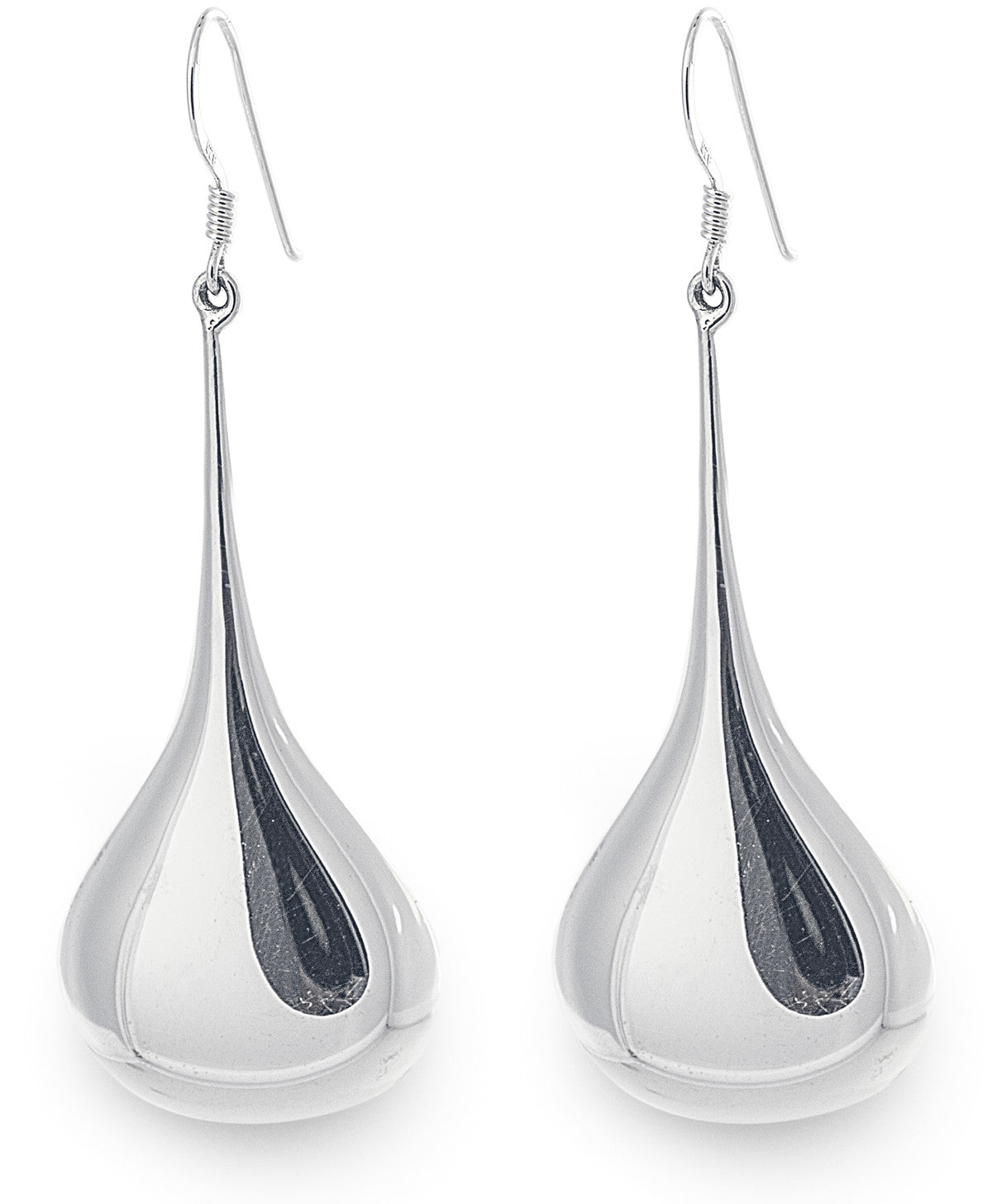 The Tanti Jeannie Earrings are modern French style earrings in 925 sterling silver with a large tear-shaped drop on an ear wire. Jewellery by Bellagio & Co. Worldwide shipping. Premium sterling silver jewellery.