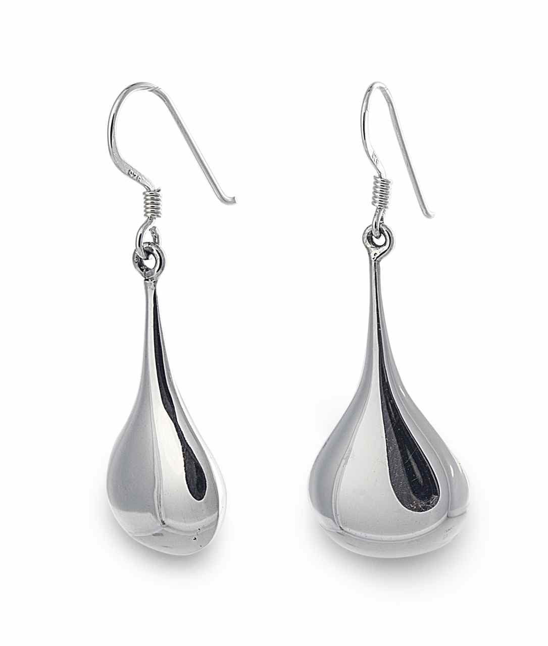 The Dainty Jeannie Earrings are modern French style earrings in 925 sterling silver with a small tear-shaped drop on an ear wire. Jewellery by Bellagio & Co. Worldwide shipping.