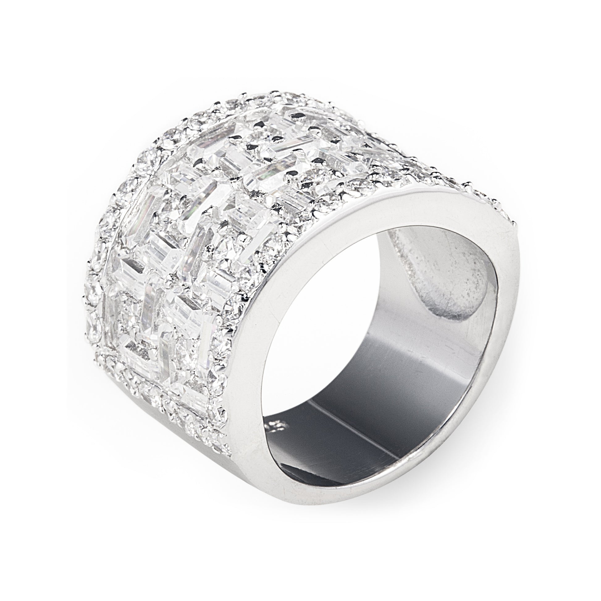 Santuri Ring in 925 sterling silver with a geometric design made with baguette-cut cubic zirconia stones. Worldwide shipping. Affordable luxury jewellery by Bellagio & Co.