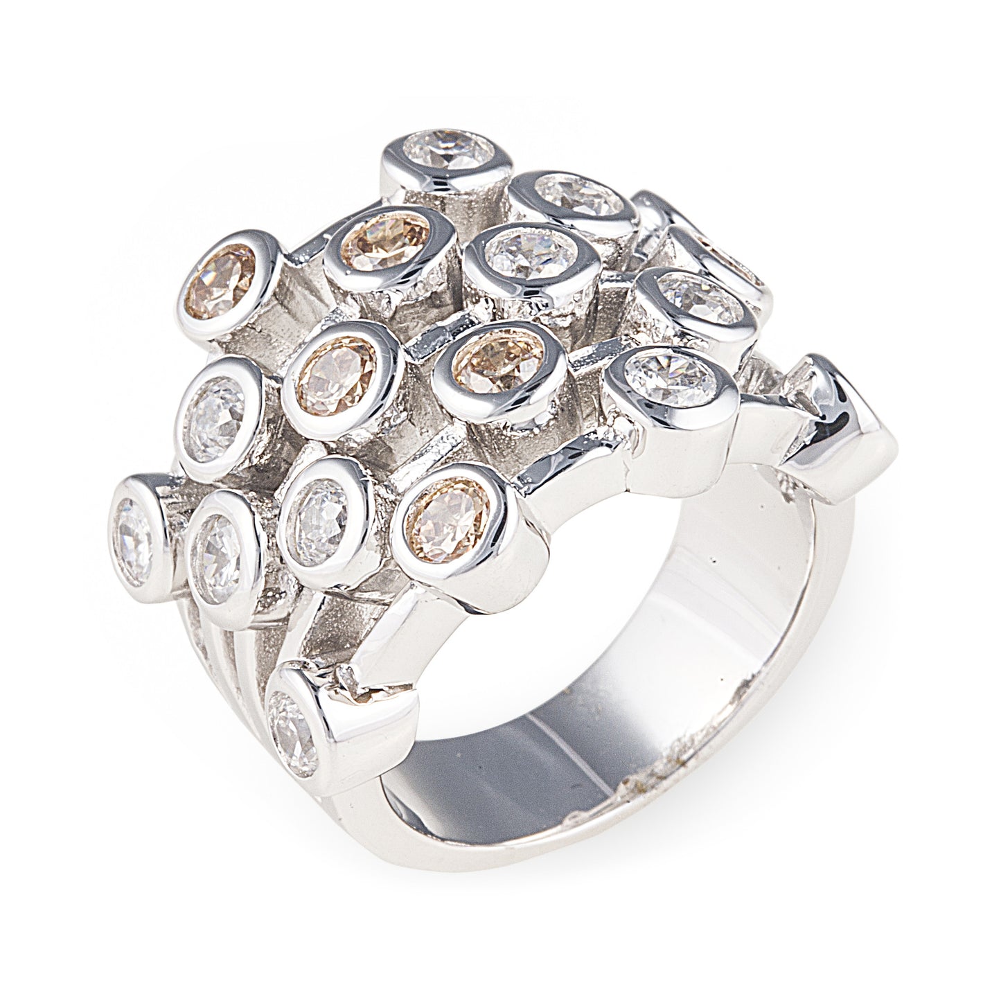 Sunset Mare Ring. A unique 925 sterling silver ring whose design is inspired by an ocean sunset featuring a pattern created with set-in champagne and clear cubic zirconia stones. Select your ring size for the perfect fit. Worldwide shipping. 