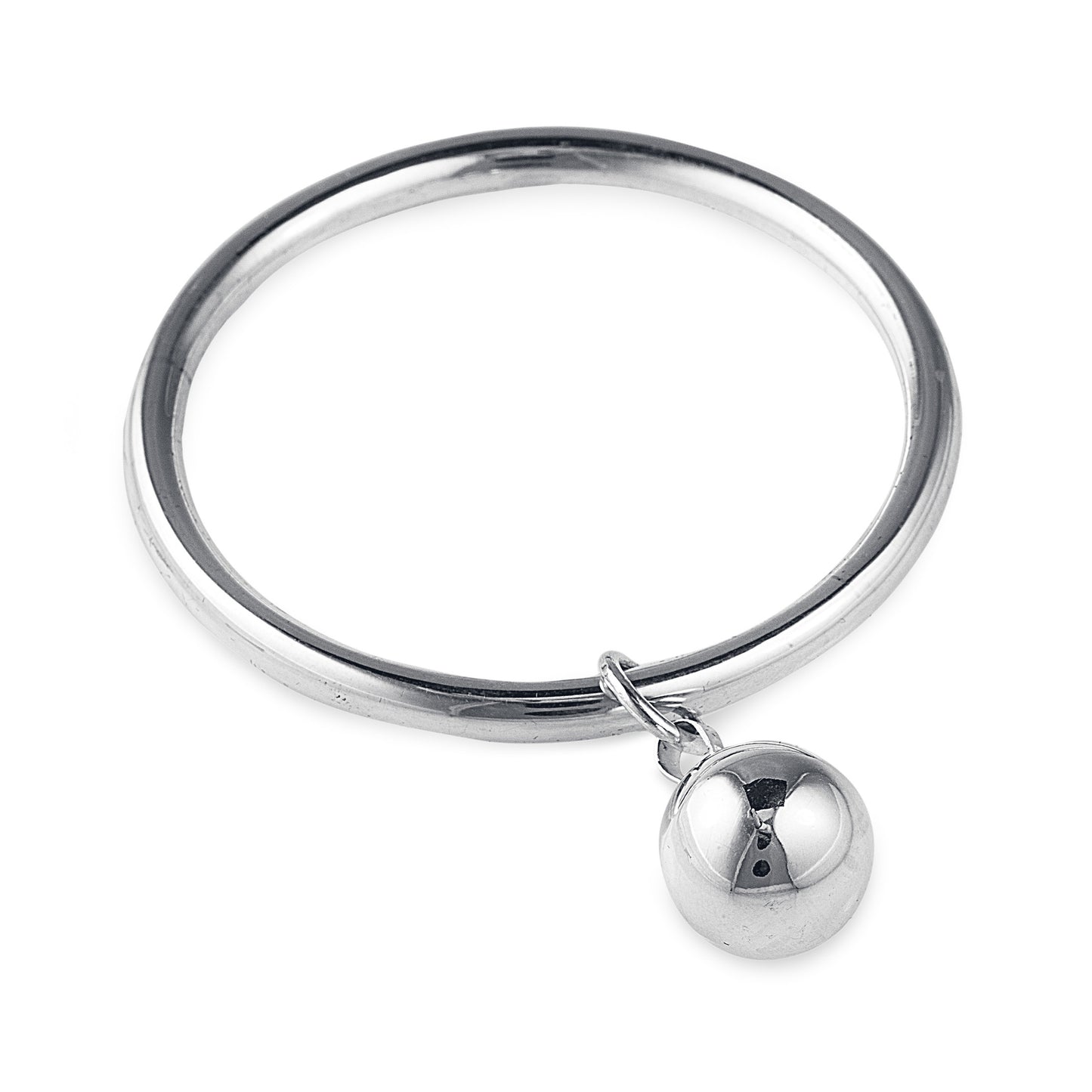 The Luna Bangle is a single classic bangle in 925 sterling silver featuring a large ball charm. The bangle is approximately 6cm in diameter. Luxury jewellery (bracelets, rings, necklaces and earrings) at affordable prices by Bellagio & Co. Worldwide Shipping plus FREE shipping for orders over $150 in Australia.