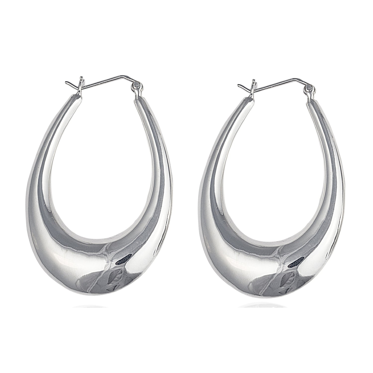 The Angel Hoop earrings are made of 925 sterling silver and are supremely comfortable to wear. The versatile Aztec design can be dressed both up or dressed down for a more casual look. Result: A Silver Lovers Basic