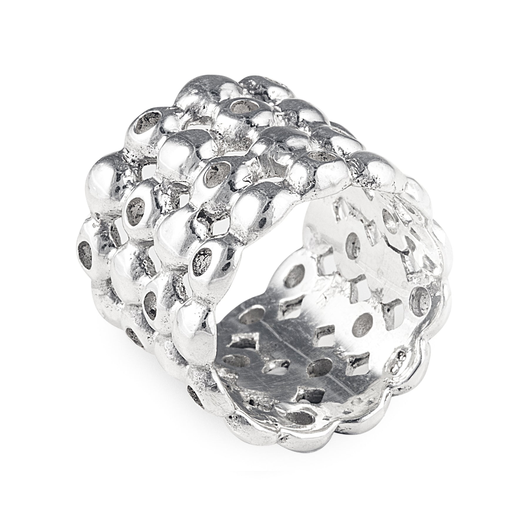 The modern Mexican designed Bubble Ring is made of 925 sterling silver and features bubbles that wrap around your finger. Shop rings & affordable luxury jewellery by Bellagio & Co. Worldwide shipping