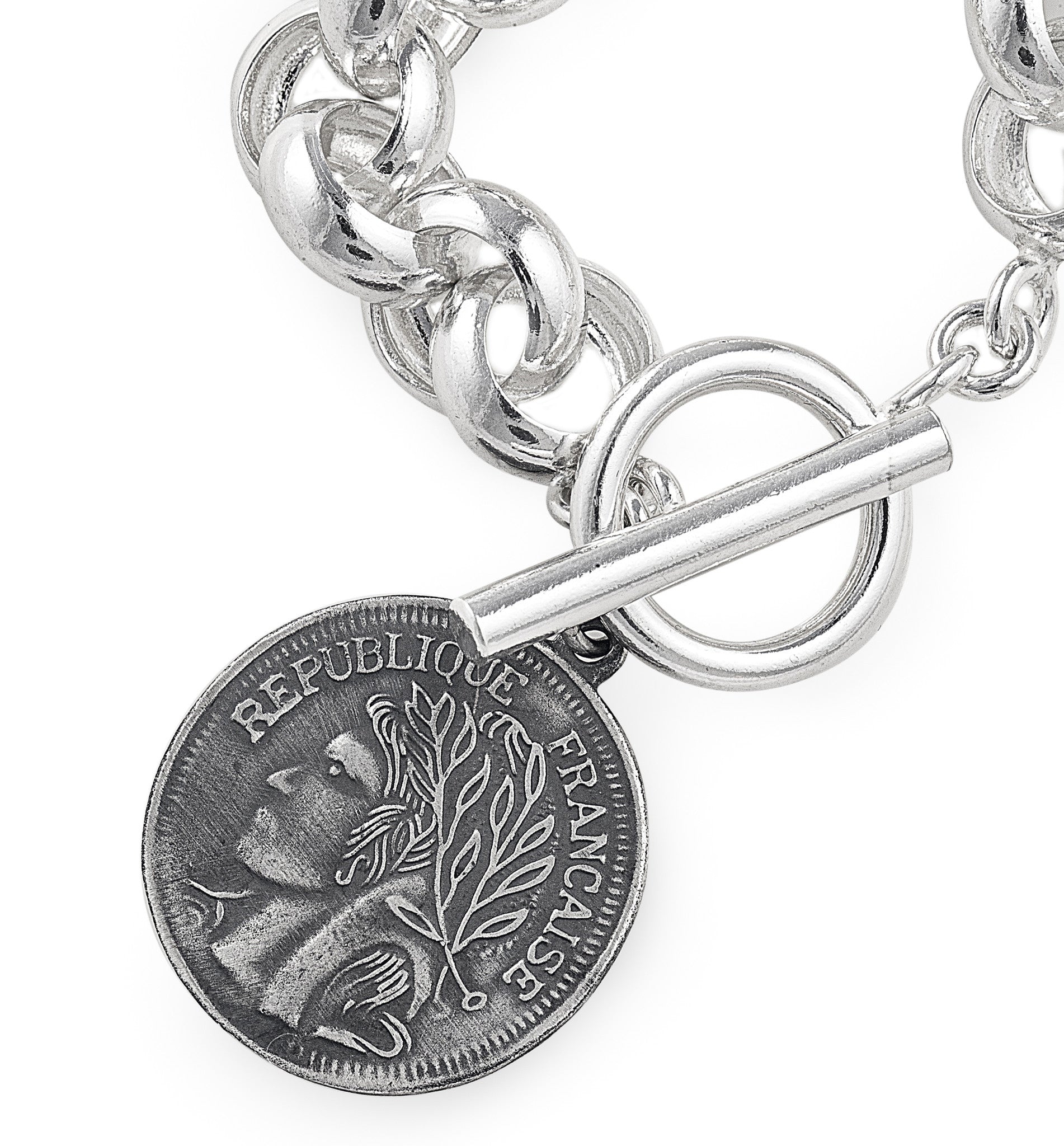 belcher style Romana Bracelet in 925 sterling silver with toggle closure and large coin charm. Worldwide shipping.